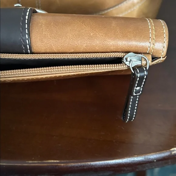 Stylish Tan and dark brown Leather satchel purse Set - Picture 11 of 13